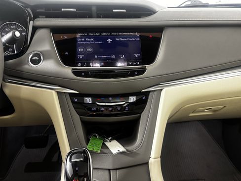 Used 2022 Cadillac XT5 Premium Luxury image 26