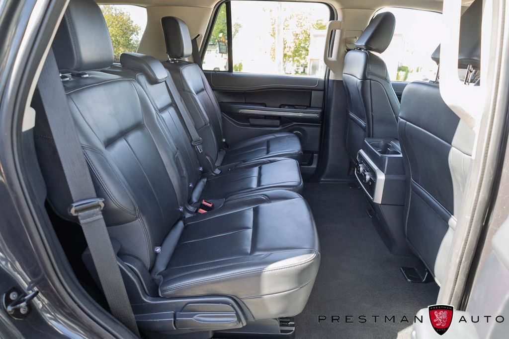 Used 2024 Ford Expedition XLT AWD/4WD image 41