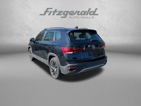 Used 2022 Volkswagen Taos S image 3