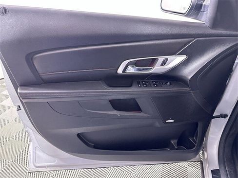 Used 2013 GMC Terrain SLT image 23