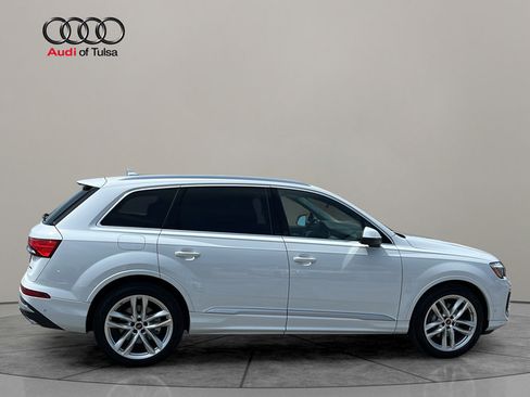 Certified 2025 Audi Q7 3.0T Premium Plus w/ Premium Plus Package AWD/4WD image 8