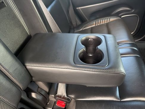 Used 2017 Jeep Grand Cherokee SRT image 24