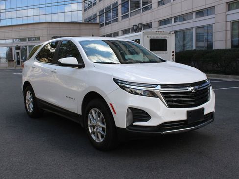 Used 2022 Chevrolet Equinox LT AWD/4WD image 1