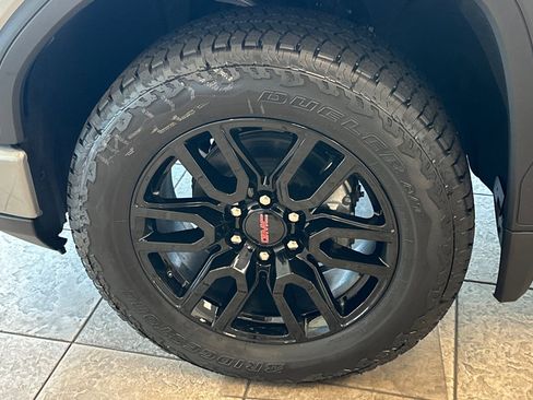 New 2026 GMC Sierra 1500 Elevation w/ X31 Off-Road Package AWD/4WD image 29