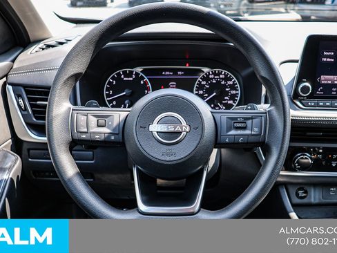 Used 2024 Nissan Rogue S AWD/4WD image 23