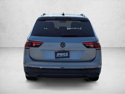 Used 2022 Volkswagen Tiguan S FWD image 6