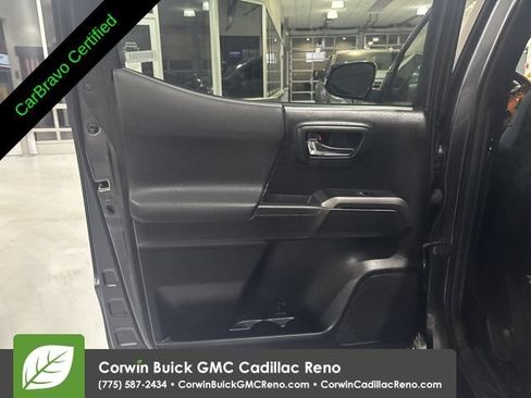 Used 2021 Toyota Tacoma TRD Off-Road w/ Technology Package AWD/4WD image 30