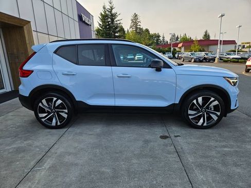 Used 2024 Volvo XC40 B5 Ultimate w/ Climate Package AWD/4WD image 4