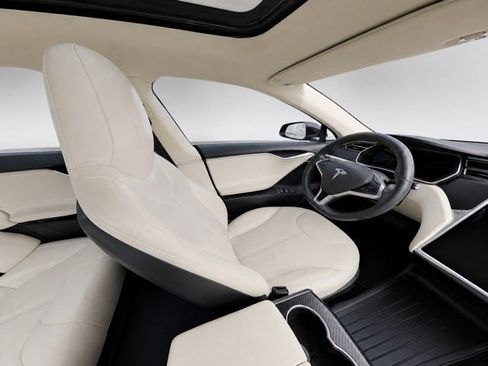 Used 2016 Tesla Model S 70 RWD image 14