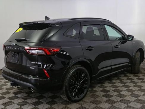 Used 2024 Ford Escape ST-Line Elite w/ Premium Technology Package AWD/4WD image 13
