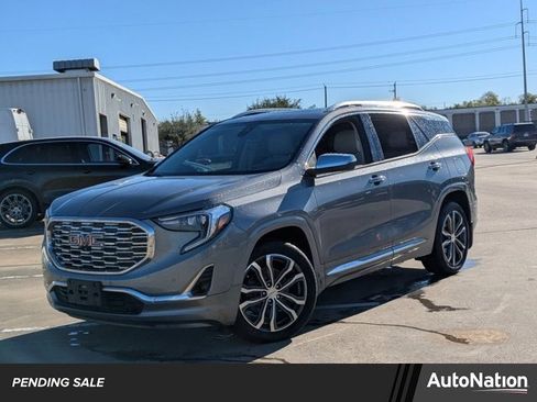 Used 2020 GMC Terrain Denali w/ Denali Premium Package image 1