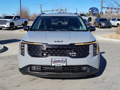 Used 2025 Kia Carnival SX image 5