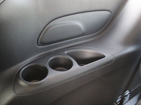 New 2026 Chrysler Pacifica Select image 31