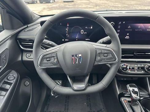 Certified 2024 Buick Envista Sport Touring w/ Convenience I Package image 15