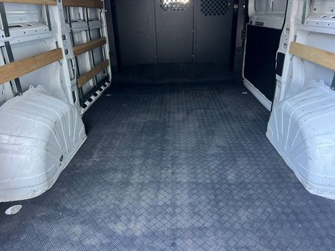 Used 2025 RAM ProMaster 2500 w/ U-Haul Equipment Group FWD image 14