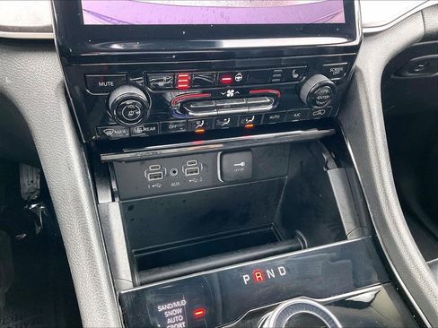 Used 2023 Jeep Grand Cherokee L Limited image 25