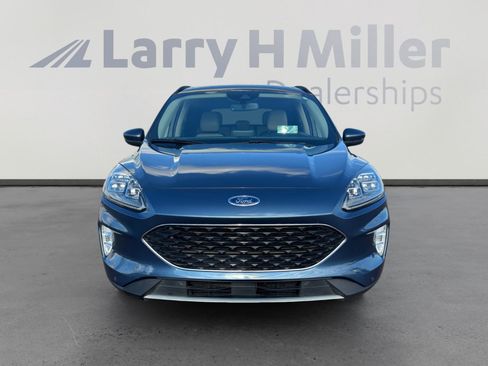 Used 2020 Ford Escape Titanium w/ Titanium Premium Package 2.0 image 8