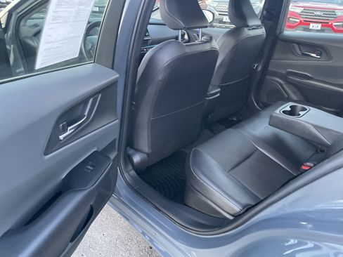 Used 2023 Toyota Prius XLE image 15