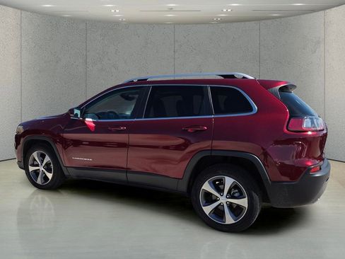 Used 2021 Jeep Cherokee Limited w/ Elite Package FWD image 5