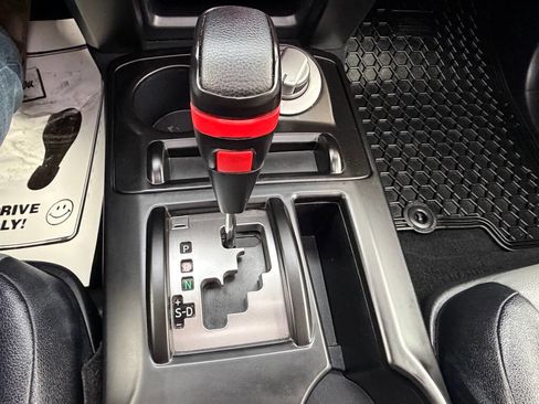 Used 2016 Toyota 4Runner 4WD image 29