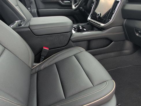 New 2026 GMC Yukon Elevation AWD/4WD image 31