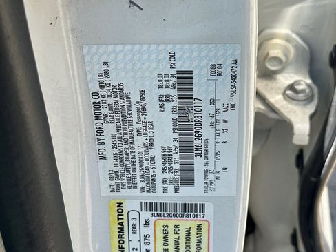 Used 2013 Lincoln MKZ FWD image 27