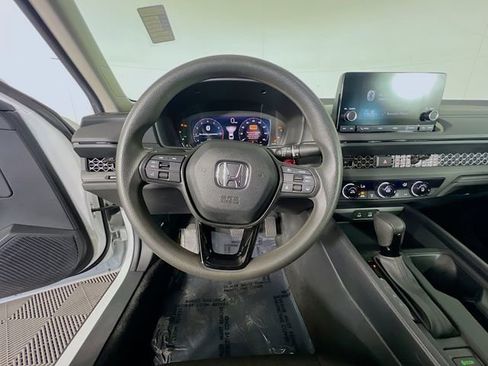 Used 2025 Honda Accord LX image 14