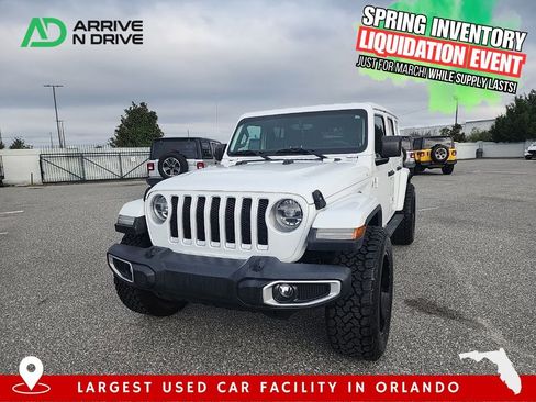 Used 2018 Jeep Wrangler Unlimited Sahara image 1