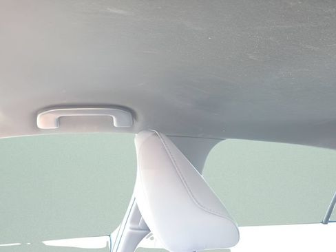 Certified 2024 Toyota Corolla SE FWD image 18