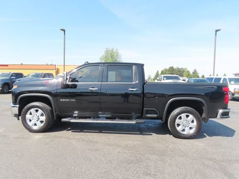 Used 2020 Chevrolet Silverado 3500 LTZ w/ LTZ Premium Package AWD/4WD image 4