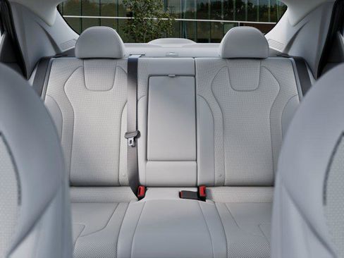 New 2026 Hyundai Elantra Limited image 13