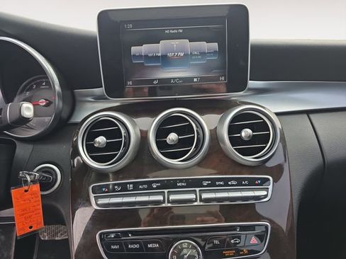Used 2018 Mercedes-Benz C 300 C 300 image 10