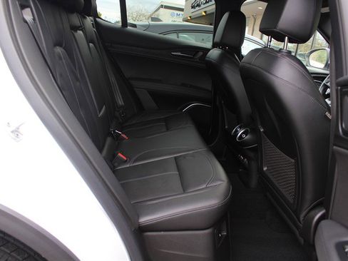 Used 2022 Alfa Romeo Stelvio Sprint image 30