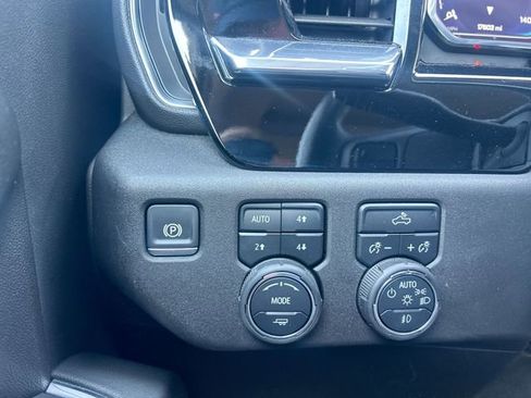 Used 2025 Chevrolet Silverado 1500 RST image 24