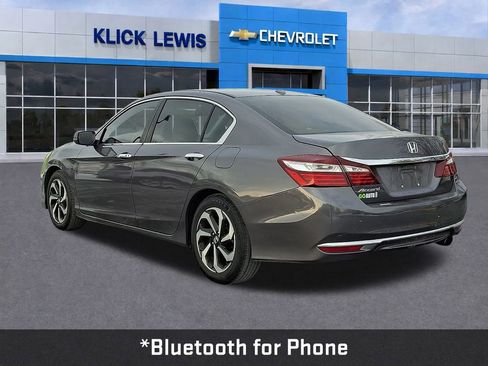 Used 2017 Honda Accord EX image 5