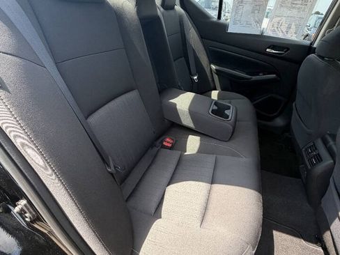 Used 2020 Nissan Altima 2.5 SV FWD image 19