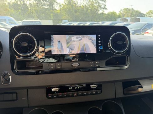Certified 2022 Mercedes-Benz Sprinter 2500 image 15