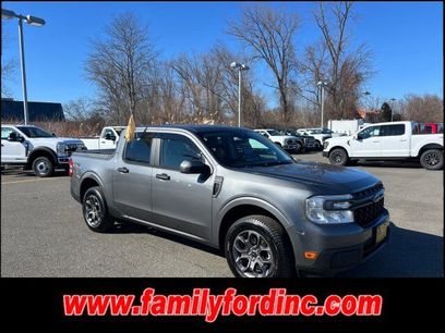 Certified 2022 Ford Maverick XLT w/ Equipment Group 300A Standard