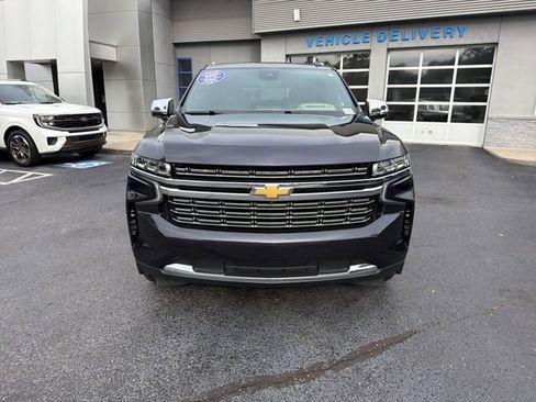 Used 2023 Chevrolet Tahoe Premier AWD/4WD image 2