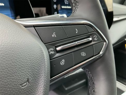 New 2026 Chevrolet Equinox LT w/ LPO, Floor Liner Package image 36