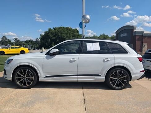 Used 2021 Audi Q7 3.0T Prestige w/ Prestige Package AWD/4WD image 28