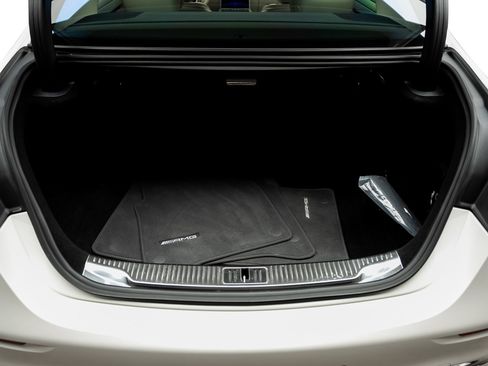 Used 2023 Mercedes-Benz S 580 4MATIC Sedan w/ AMG Line image 52