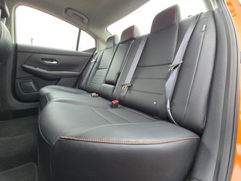 Used 2024 Nissan Sentra SR w/ SR Premium Package image 19