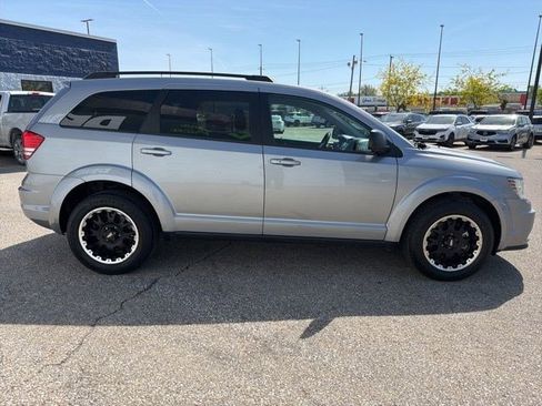 Used 2018 Dodge Journey SE FWD image 6