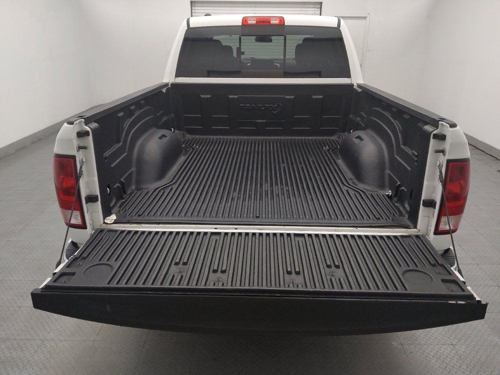 Used 2019 RAM 1500 Classic SLT RWD image 29
