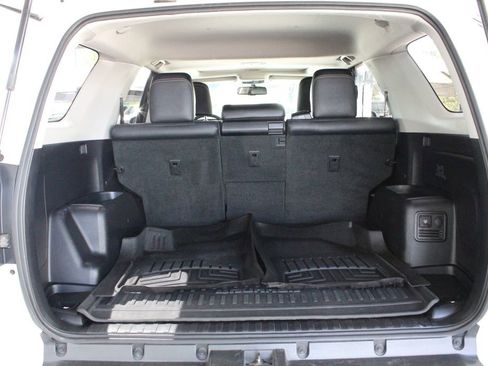 Used 2017 Toyota 4Runner Limited AWD/4WD image 60