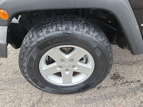 Used 2017 Jeep Wrangler Sport w/ Quick Order Package 24S image 17