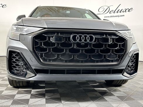 Used 2024 Audi SQ8 Premium Plus w/ Black Optic Package AWD/4WD image 32