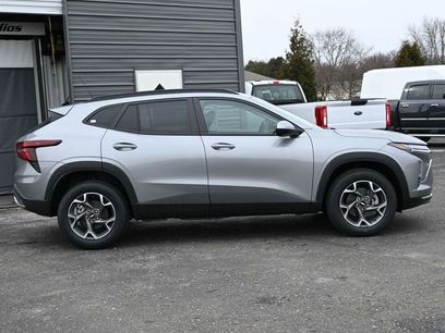 New 2026 Chevrolet Trax LT w/ Driver Confidence Package