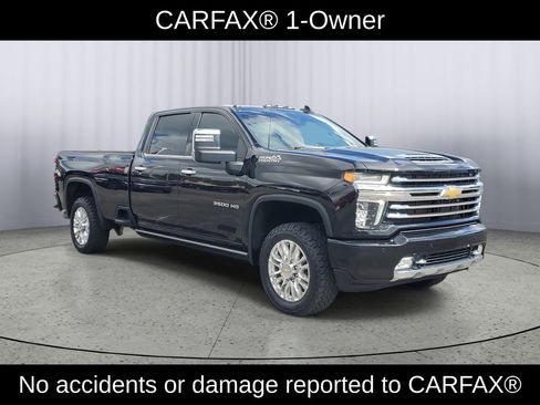 Used 2022 Chevrolet Silverado 3500 High Country w/ Safety Package II image 2